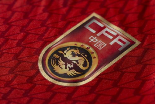 中国足球欠账太多,国青甚至十多年都未经受过世青赛的考验,一些好苗子